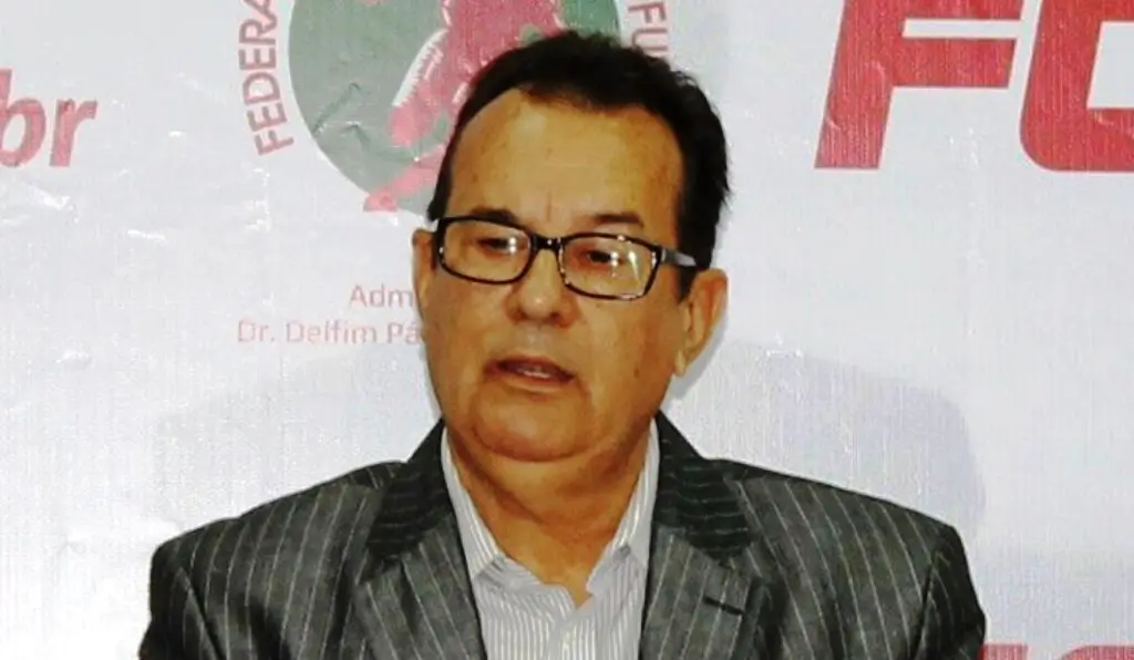 O presidente da Federação Catarinense de Futebol, Rubens Renato Angelotti foi convidado para se reunir nesta quarta-feira (27) com o diretor do Procon Estadual, Roberto Salum.