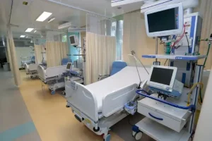 Superbactérias aumentam em 3,6 vezes custo de pacientes em UTIs