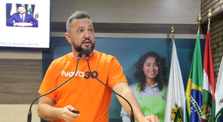 “É o Xandão de Brusque”: vereador compara o prefeito com ministro do STF