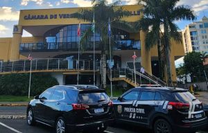 Vereador de Joinville é alvo de operação que apura “rachadinha”