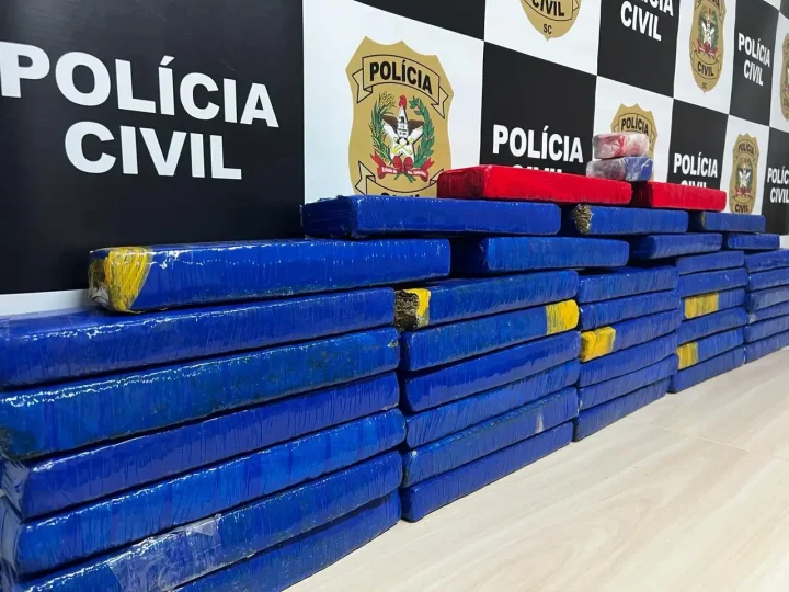 Operação encontra 40 quilos de maconha e prende dois traficantes