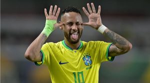 Amanda explica ausência de filha de Neymar na Copa