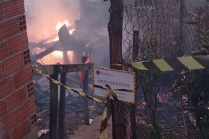 Idosa morre carbonizada após incêndio no Oeste catarinense