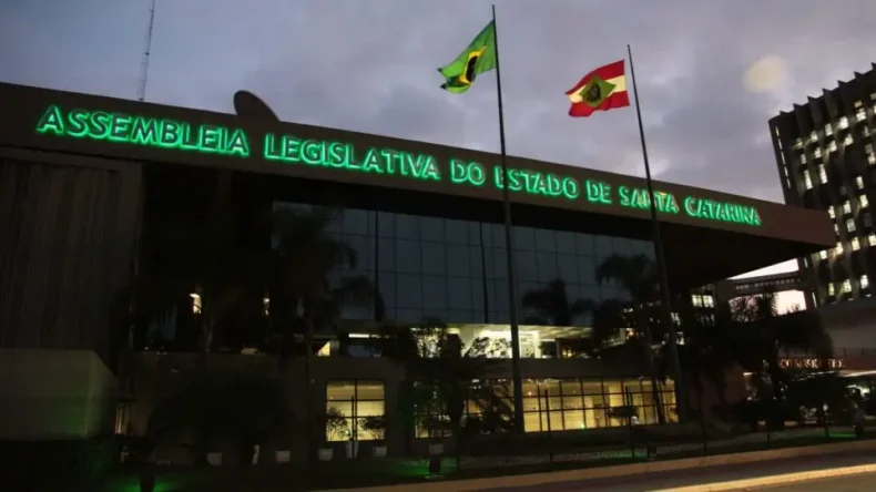 Alesc debate auxílio às vítimas das enchentes no RS
