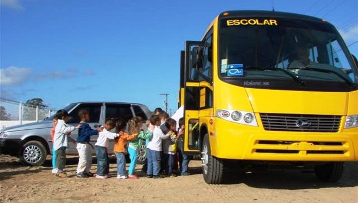 Justiça mantém condenação a Prefeitura por criança esquecida no ônibus escolar