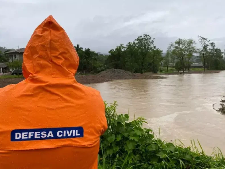Defesa Civil inicia Julho Laranja com foco em prevenção de desastres