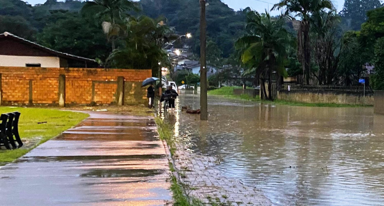 Defesa Civil: 20 cidades de SC têm ocorrências devido às chuvas