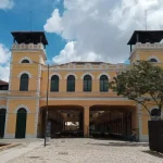 VÍDEO: Briga causa prejuízo no Mercado Público