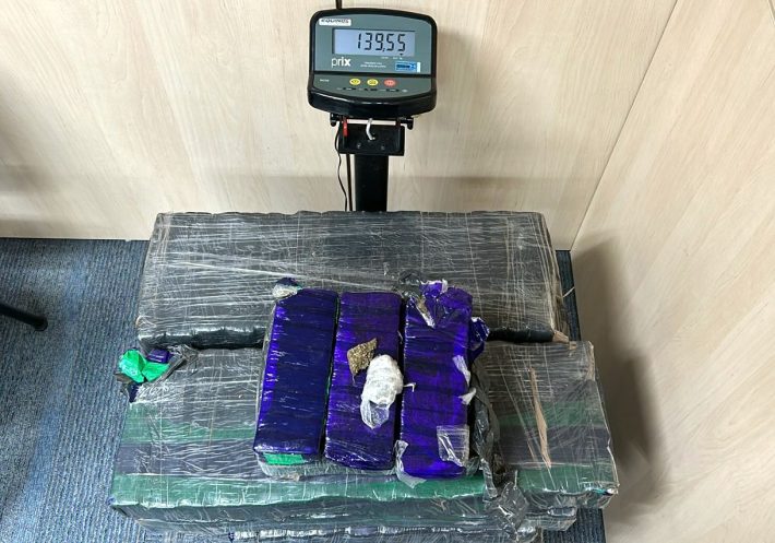 Polícia Rodoviária Federal apreende 139 quilos de maconha em Itajaí