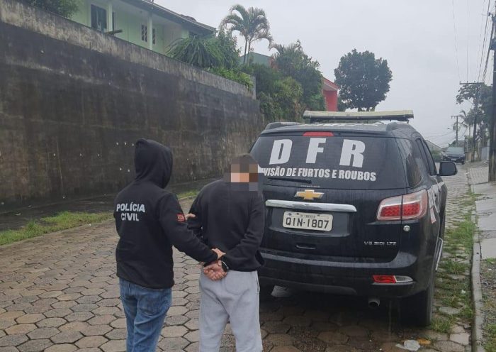 Polícia de Brusque prende acusado de praticar furtos em prédios de luxo