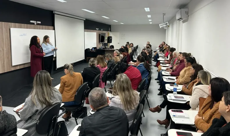 Governo de SC faz levantamento de necessidade dos migrantes do RS