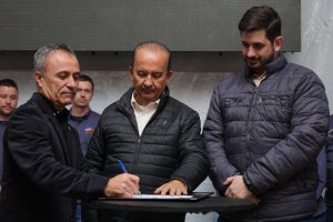 Jorginho Mello anuncia investimentos para Brusque e região