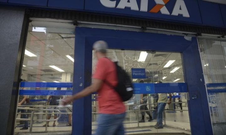 Agências bancárias não vão abrir ao público na quinta-feira