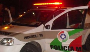 Pai que agrediu filhas e ameaçou esposa é preso em Brusque