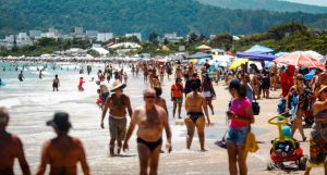 Prefeito de Florianópolis vai a audiência em Brasília sobre privatização das praias