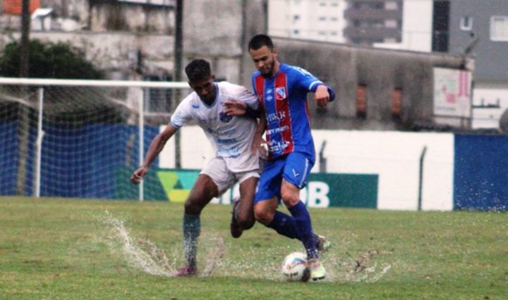 Carlos Renaux e Caravaggio ficam no 0 a 0 pela série B do Catarinense