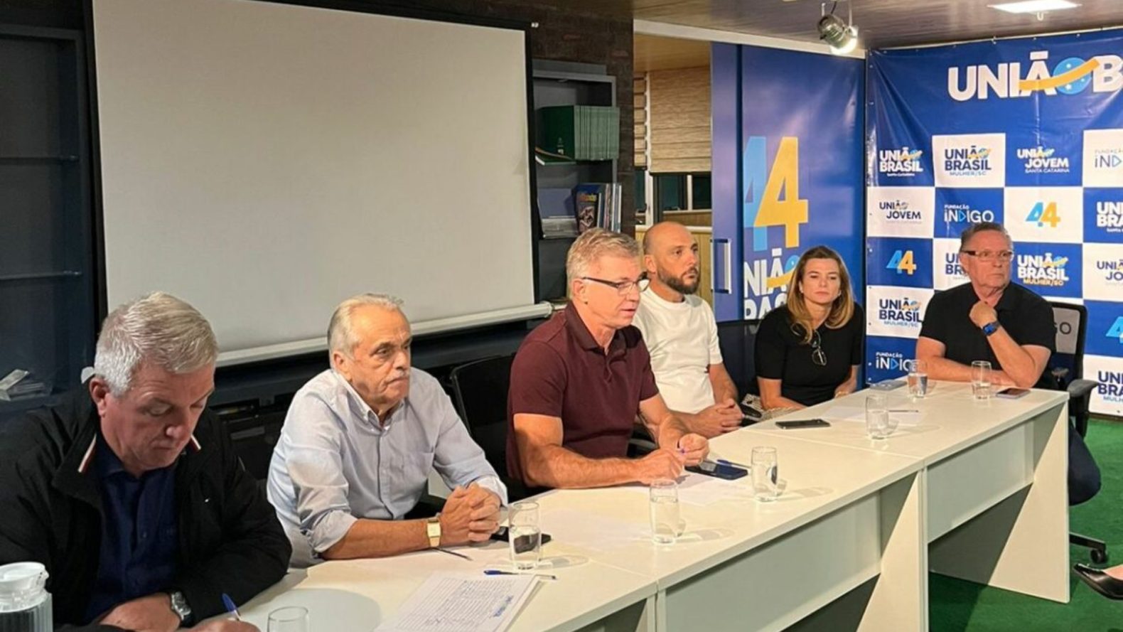 Crise no UB em Florianópolis