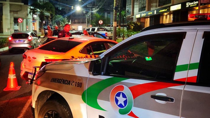 PM de Balneário Camboriú intensifica operações no feriadão