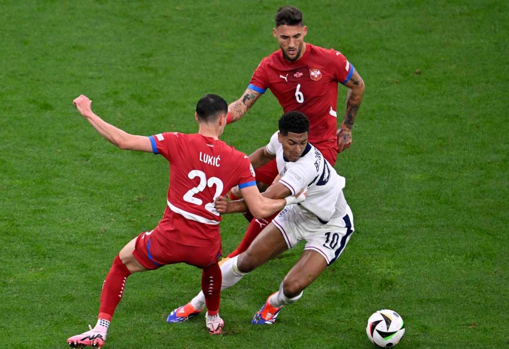 Eurocopa: três jogos movimentaram a competição neste domingo