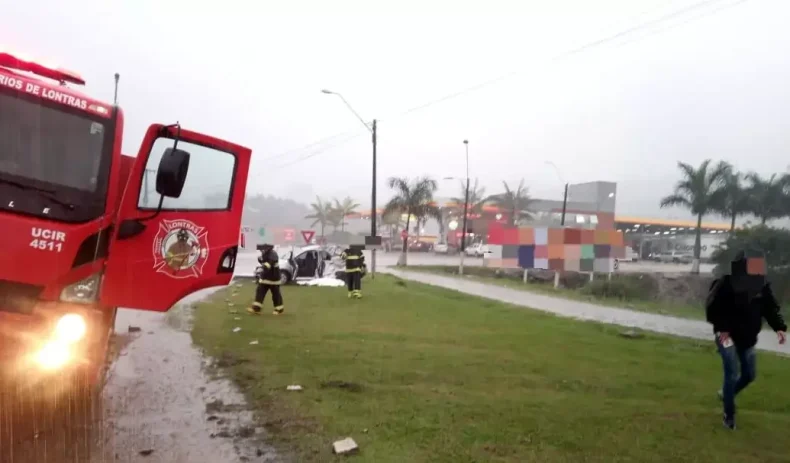 Acidente na BR-470 causa engavetamento e deixa uma pessoa morta