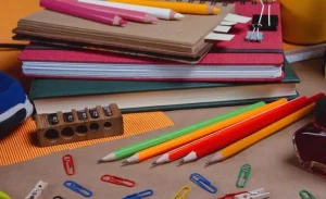 Campanha solidária incentiva doação de materiais escolares