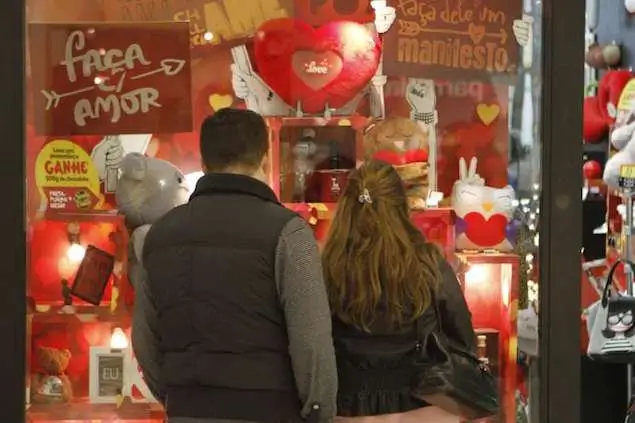 12 presentes para encantar no Dia dos Namorados