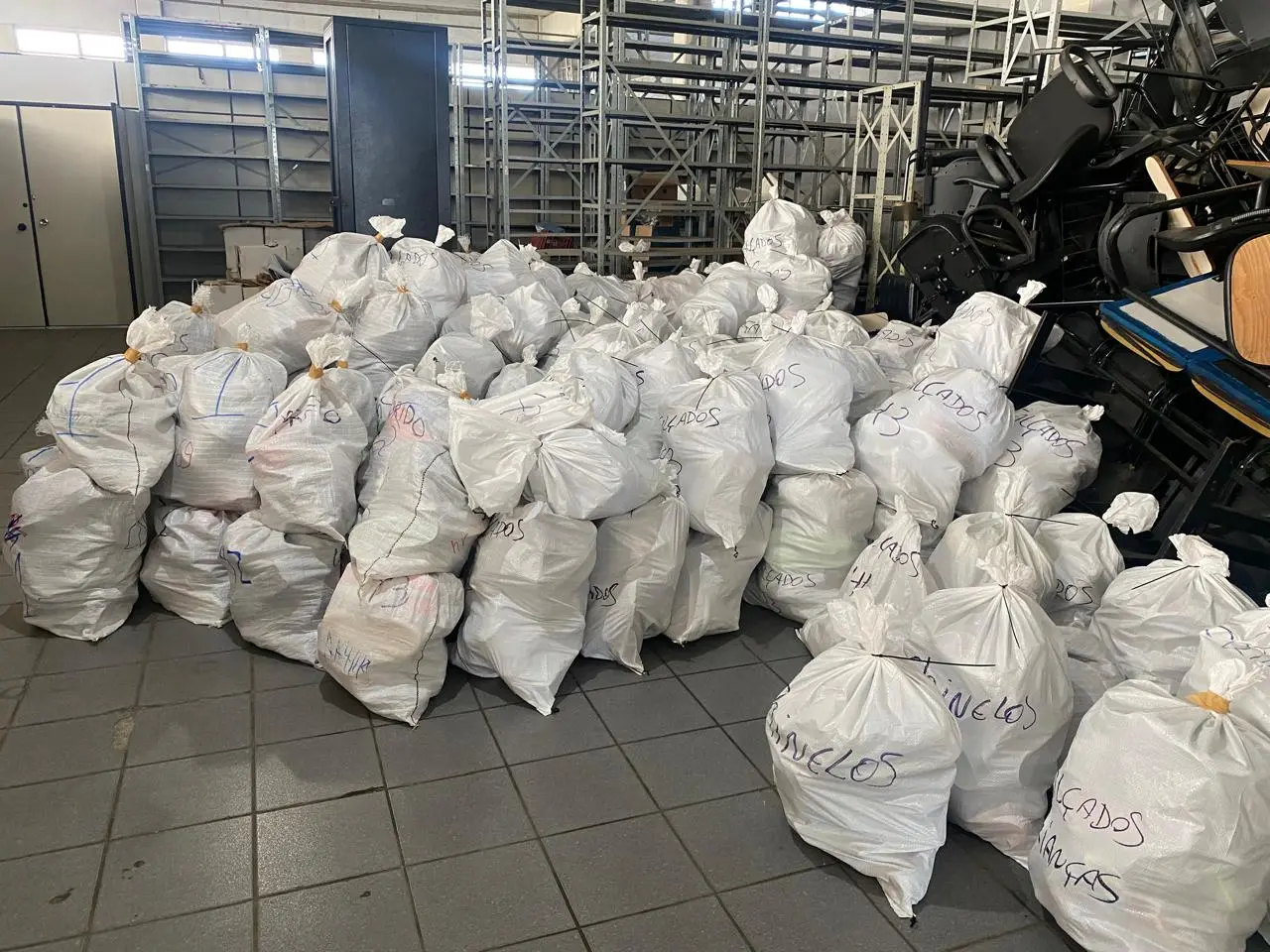 Polícia Civil encaminha 10 mil produtos apreendidos em operações para o RS