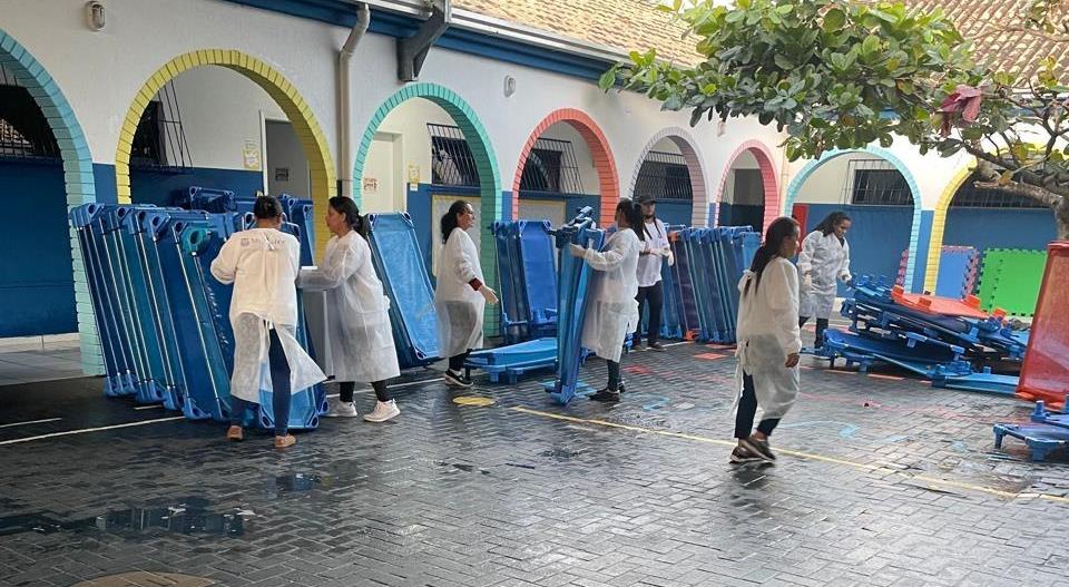 Escola em Balneário Camboriú segue sem aulas após surto de sarna