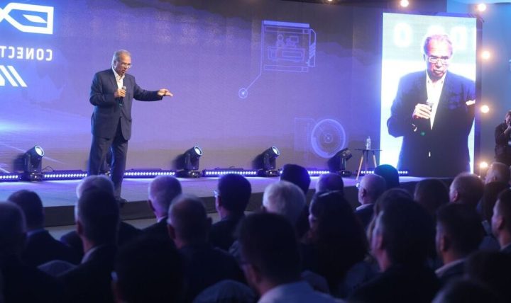 “Nós somos o futuro”, diz Paulo Guedes em palestra na ExpoSuper em SC