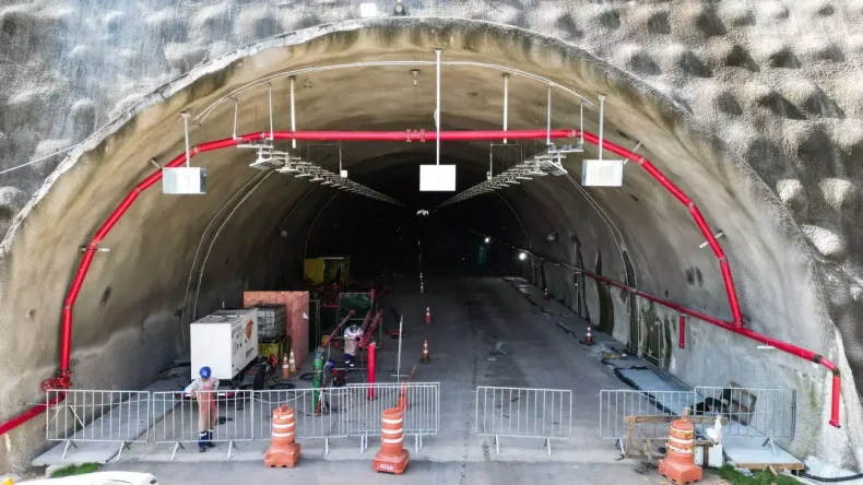 Obras do Contorno Viário, em Palhoça, interditam a BR-101