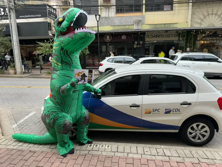 Empresas de Blumenau participam do Dia Livre de Impostos nesta quinta