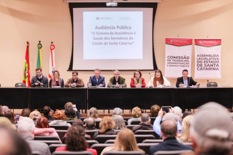 Alesc: Governo e servidores debatem melhorias na saúde