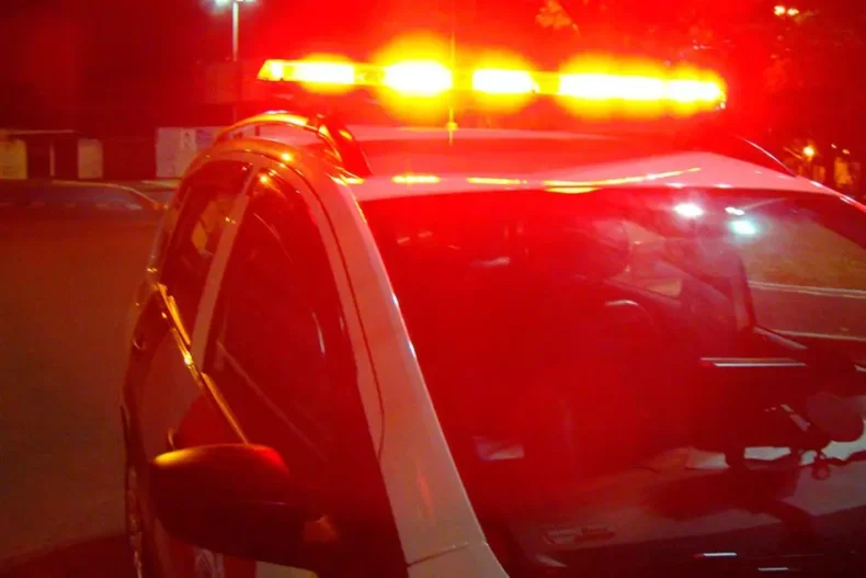 Homem é encontrado morto após briga com colegas de trabalho