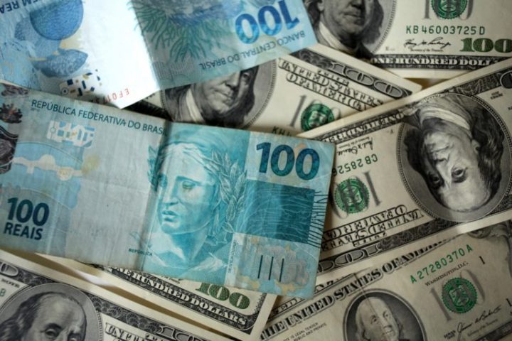 Alta do dólar impacta compra de insumos pela indústria catarinense