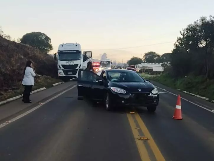 Ultrapassagem proibida causa acidente na SC-114, na Serra de SC