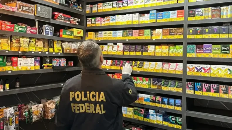 Polícia Federal apreende 500 cigarros eletrônicos contrabandeados em SC