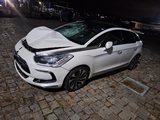 Pedestre morre e outro fica ferido em acidente na Antônio Heil