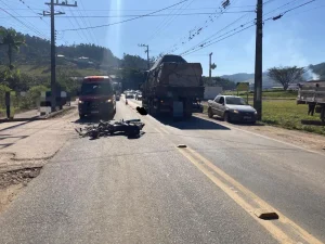Ciclista morre em acidente na SC-340 em Presidente Getúlio