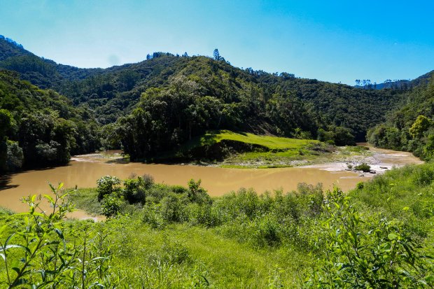 TCE suspende licitação para construção da Barragem de Botuverá