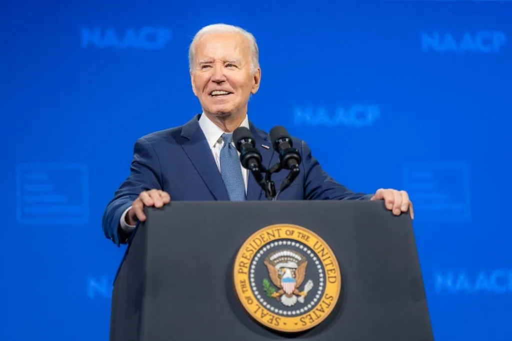 URGENTE: Joe Biden desiste de buscar reeleição nos EUA