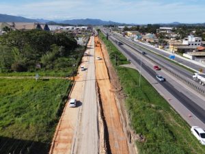 Justiça nega liminar da Prefeitura e mantém obras na BR-101 em Imbituba