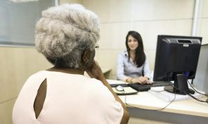 Aposentadoria pode pagar dívida? Decisão abre exceção e acende alerta