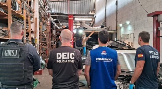 Empresários do ramo automotivo são presos por receptação
