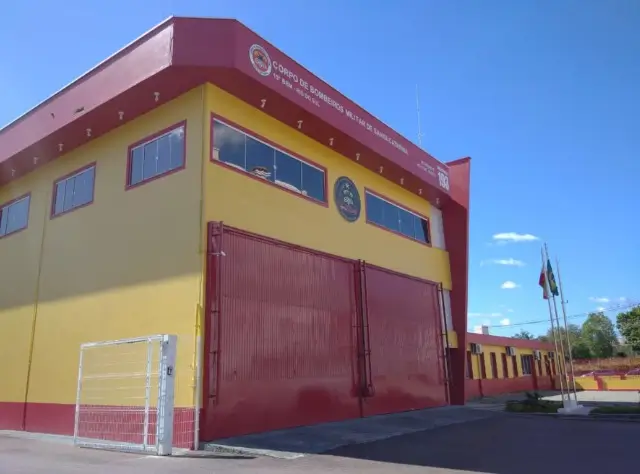 Bombeiros salvam bebê de 42 dias engasgado no Alto Vale