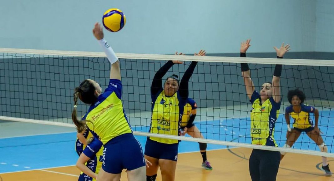 Abel Moda Vôlei enfrenta Pinhalense na abertura do campeonato catarinense 2024