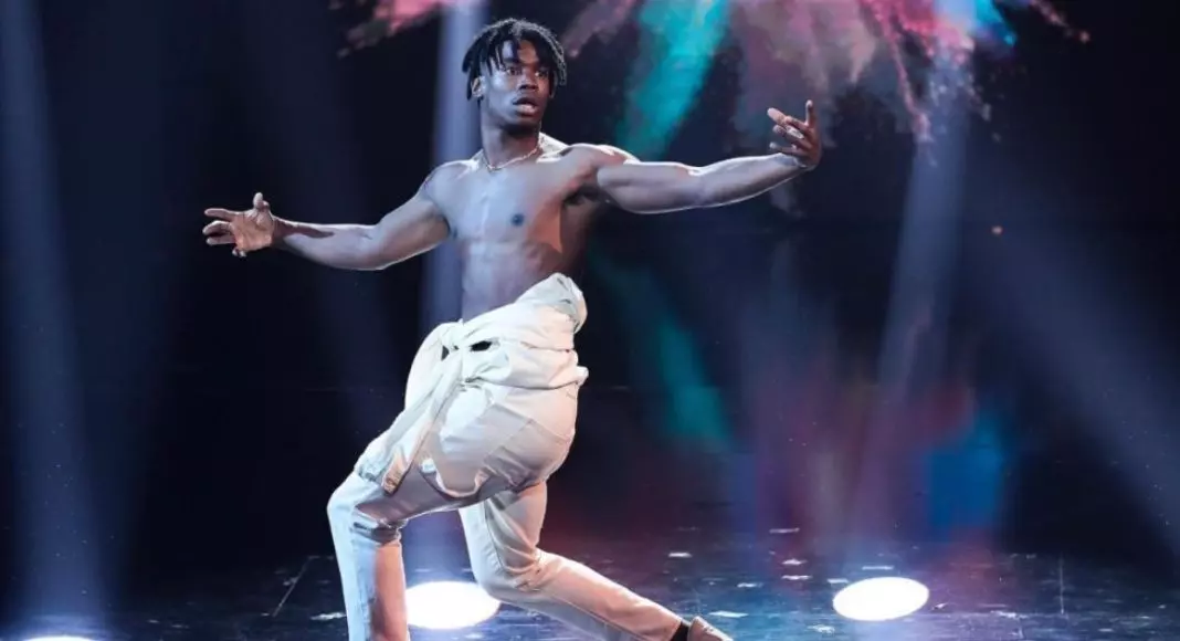 Bailarino francês estreia turnê em Blumenau com entrada gratuita