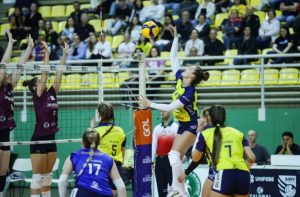 Abel Moda Vôlei vence Jaraguá do Sul e garante vaga na final do catarinense