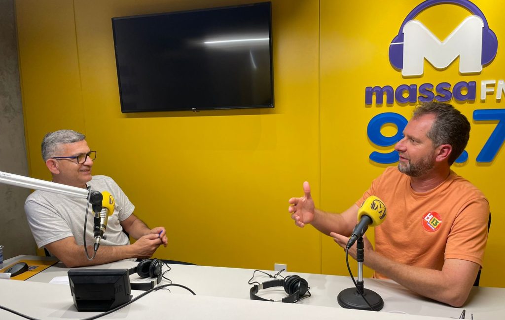 Massa FM encerra série de entrevistas com candidato a prefeito da Capital, Lela Farias