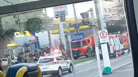 Acidente deixa motociclista em estado grave; motorista foi preso