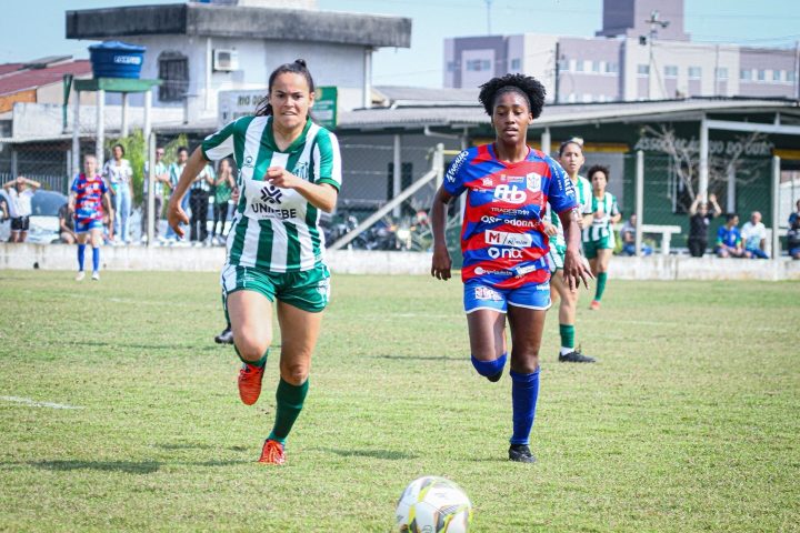 Catarinense de futebol feminino tem 20 gols em quatro jogos e três times invictos